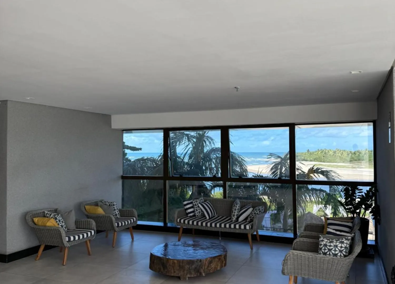 Beach Flats Barra Home Stay By Flatbpaiva レシフェ 0*,  ブラジル